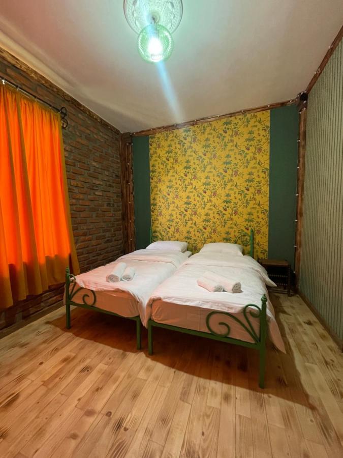 Odo'S Guest House 마트빌 외부 사진