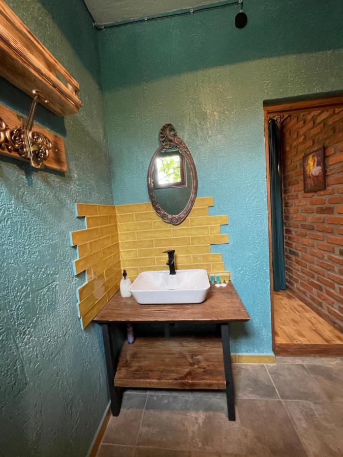 Odo'S Guest House 마트빌 외부 사진