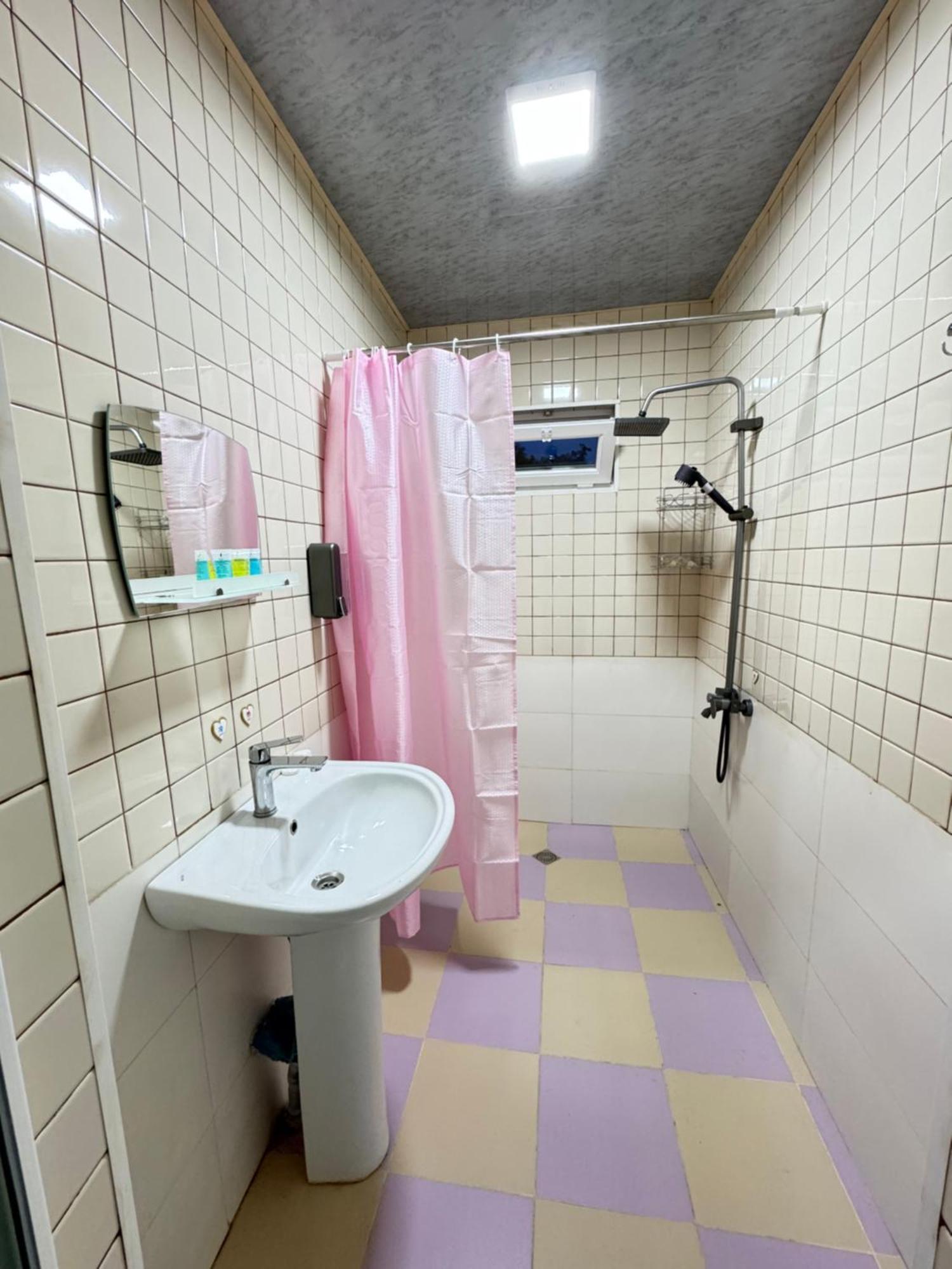 Odo'S Guest House 마트빌 외부 사진